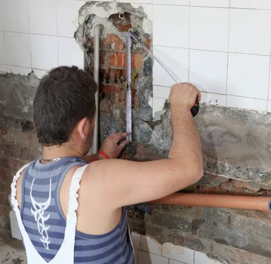 كشف تسرب المياه داخل الجدران