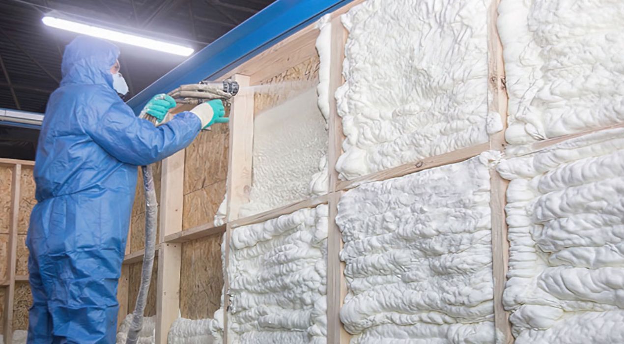 كل ما تحتاج معرفته عن استخدام الفوم في العزل الحراري والمائي